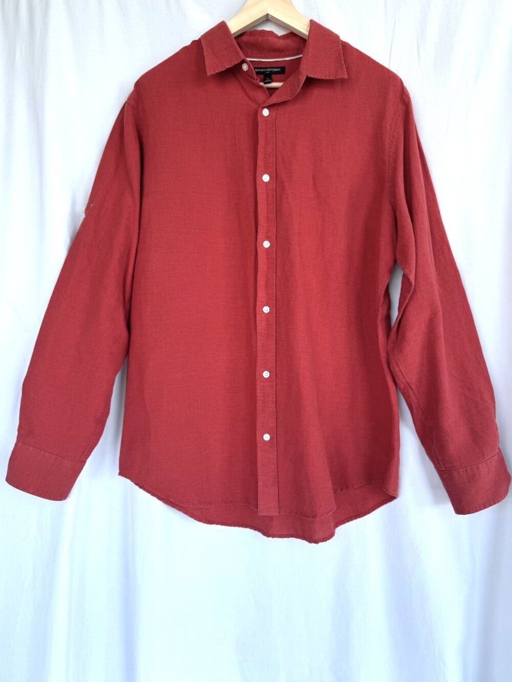 Banana Republic Men’s L Saffron Red Linen Cotton Roll Tab Shirt